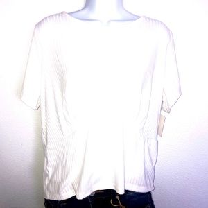 FREE KISSES CORSET STYLE WHITE SHORT SLEEVE TOP SIZE 1X